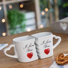 Tasses imbriquées I love you avec anses cœurs 