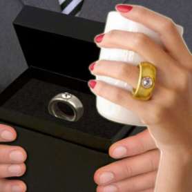 Mug bague au doigt