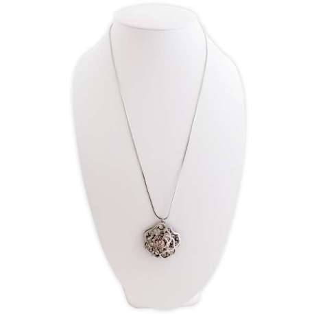 Collier long couleur argenté pendentif rose