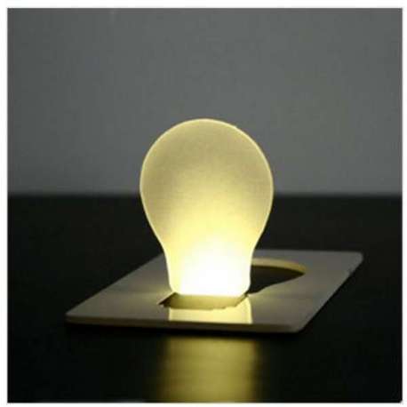 Lampe LED de poche carte portefeuille