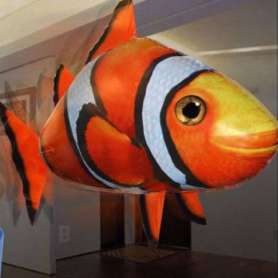 Poisson clown volant télécommandé
