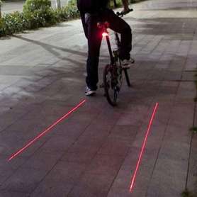 Feux pour vélo projection laser de deux bandes piste cyclable