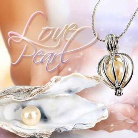 Coffret cadeau avec collier et huître à perle