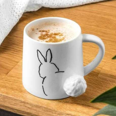 Mug lapin qui réfléchit à queue 3D 